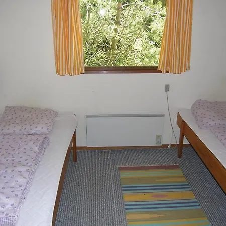 3 Bedroom Cozy In *