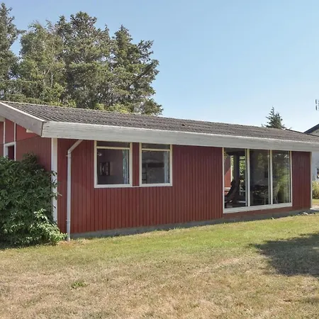 3 Bedroom Cozy In *